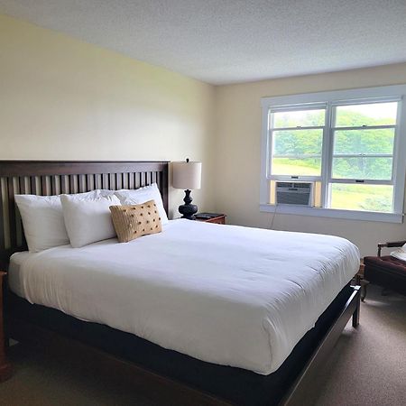 East Wind Inn & Suites Tenants Harbor Bagian luar foto
