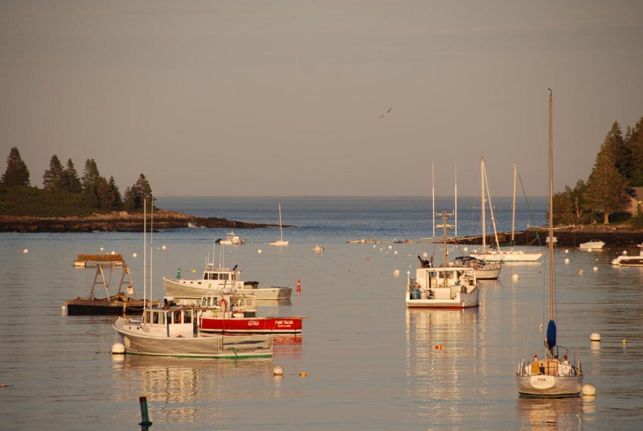 East Wind Inn & Suites Tenants Harbor Bagian luar foto