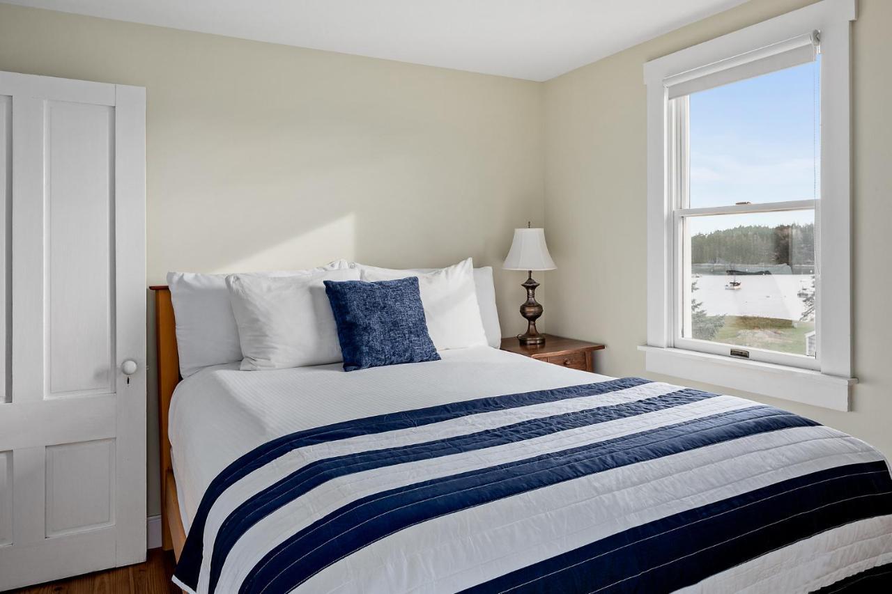 East Wind Inn & Suites Tenants Harbor Bagian luar foto