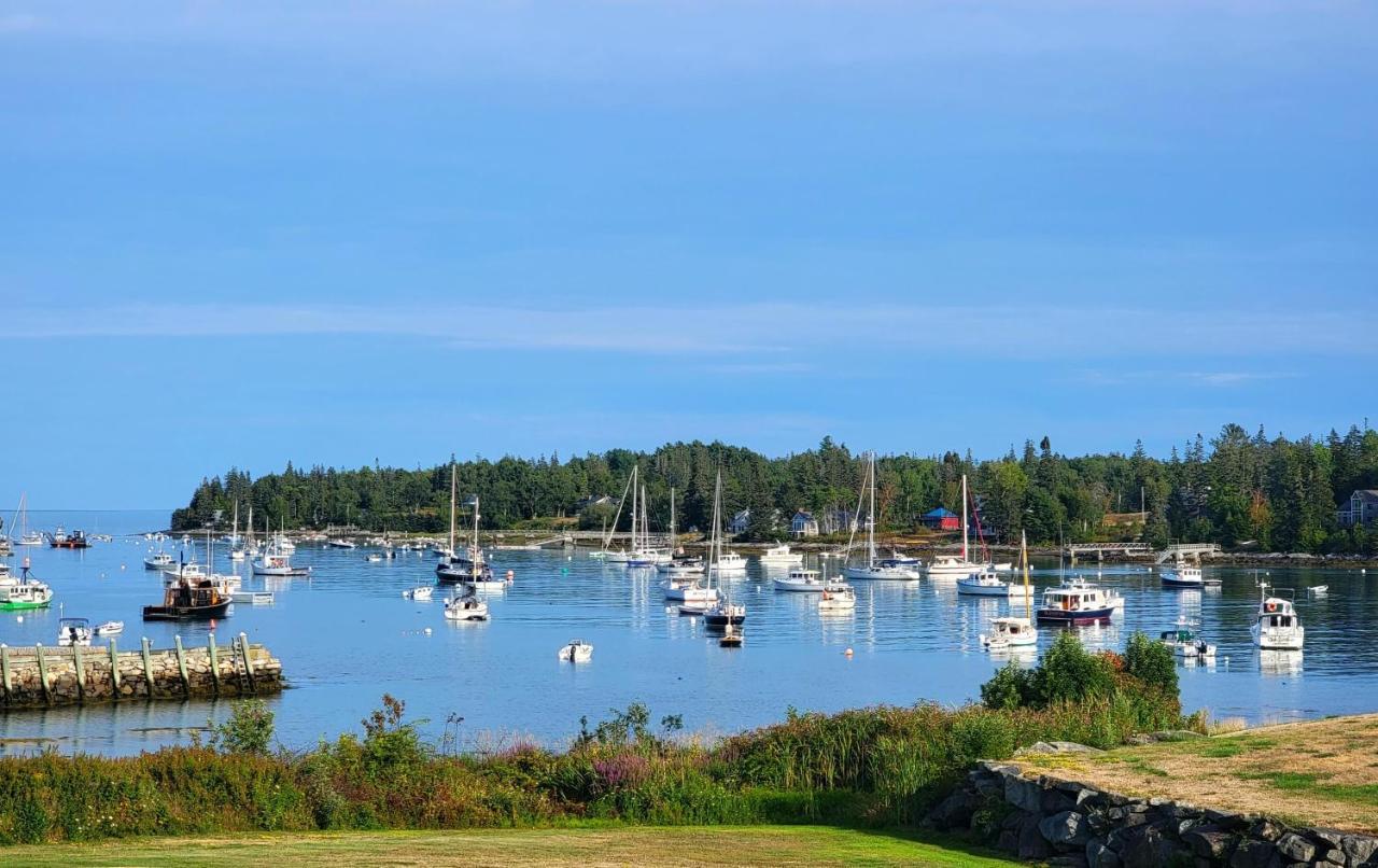 East Wind Inn & Suites Tenants Harbor Bagian luar foto