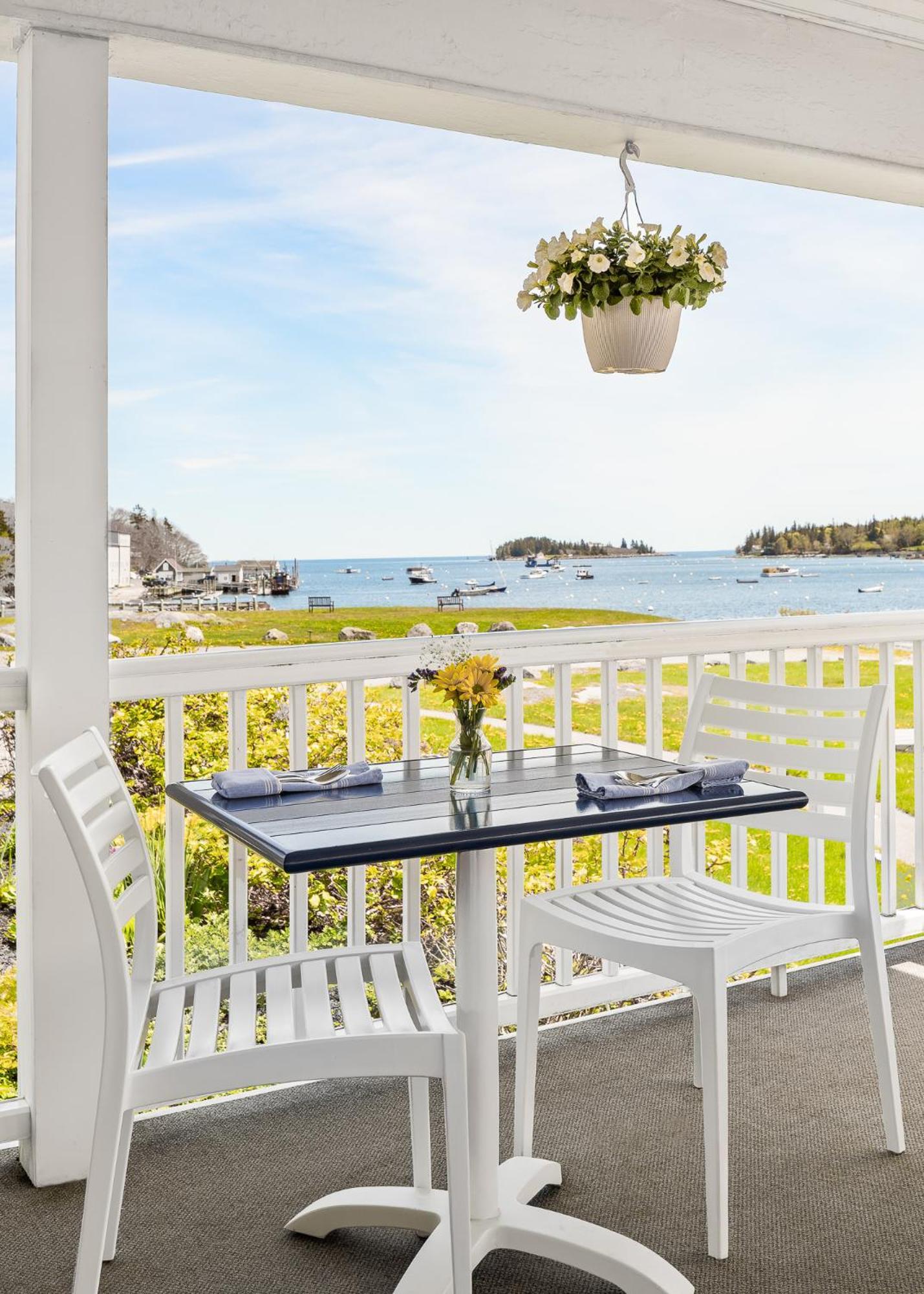 East Wind Inn & Suites Tenants Harbor Bagian luar foto