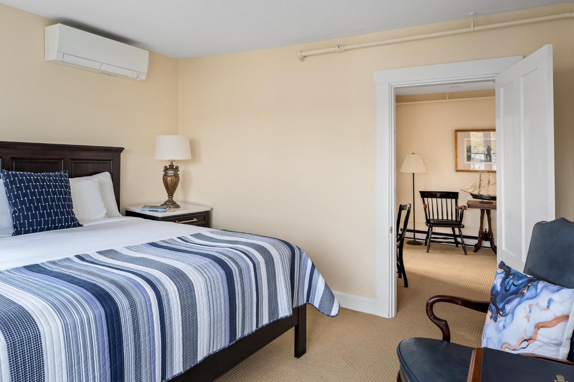 East Wind Inn & Suites Tenants Harbor Bagian luar foto